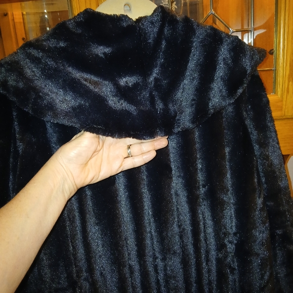 Slinky Brand Black Faux Fur Coat - Picture 6 of 6
